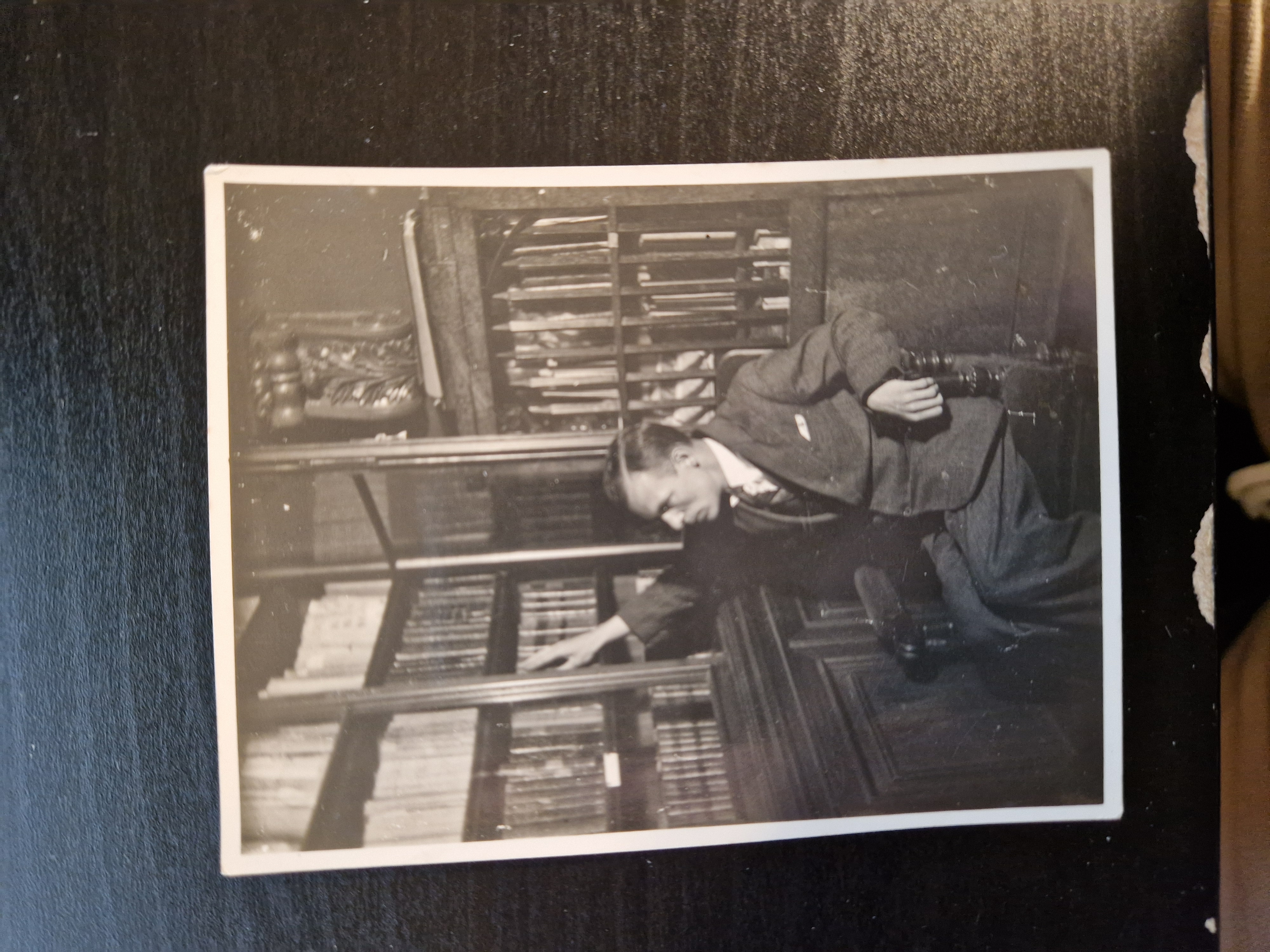 Jaszuny, biblioteka